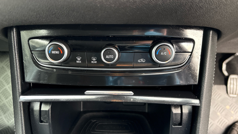 Vauxhall Grandland X 1.2 Turbo Tech Line Nav 5dr Petrol Hatchback